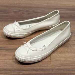 Converse Chuck Taylor All Star Dainty Ballerina in Patent Leather White Size 7